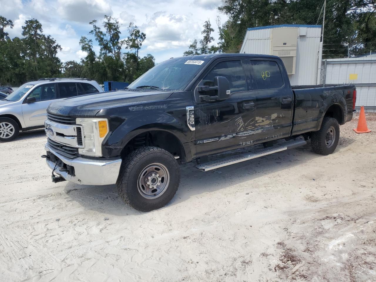 FORD F-350 SUPER DUTY