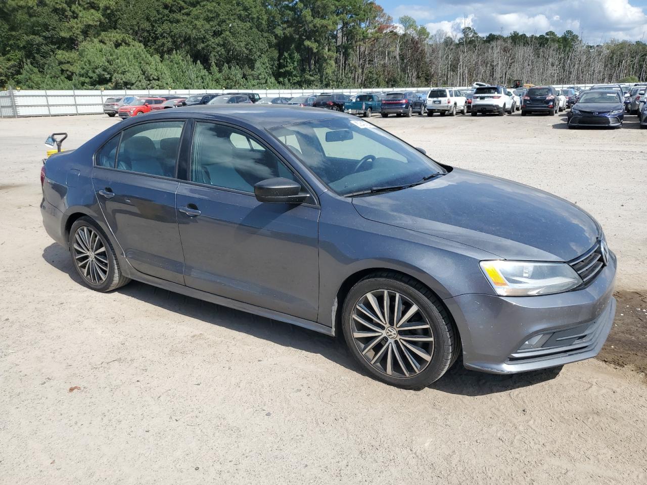 Lot #3303679931 2015 VOLKSWAGEN JETTA SE