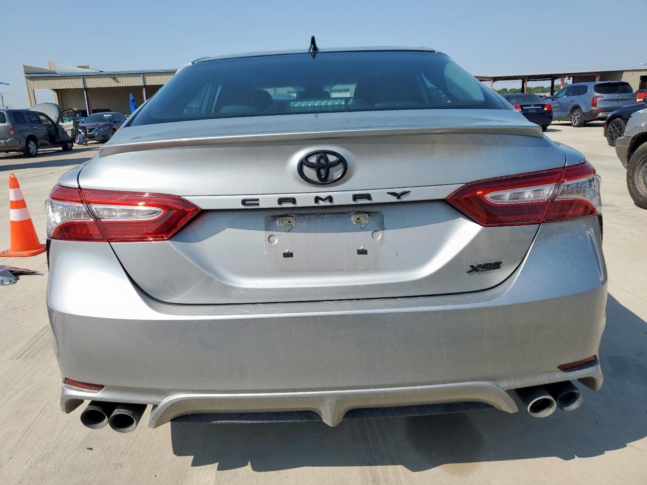 TOYOTA CAMRY XSE