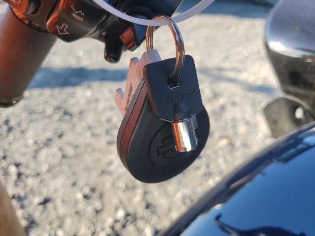 2019 HARLEY-DAVIDSON FLTRXS 1HD1KTP3XKB655854