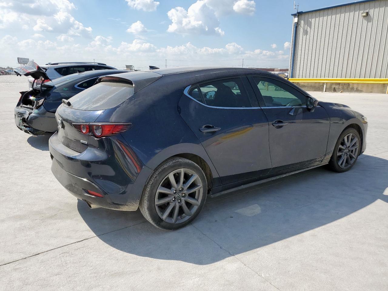 MAZDA 3 PREFERRED