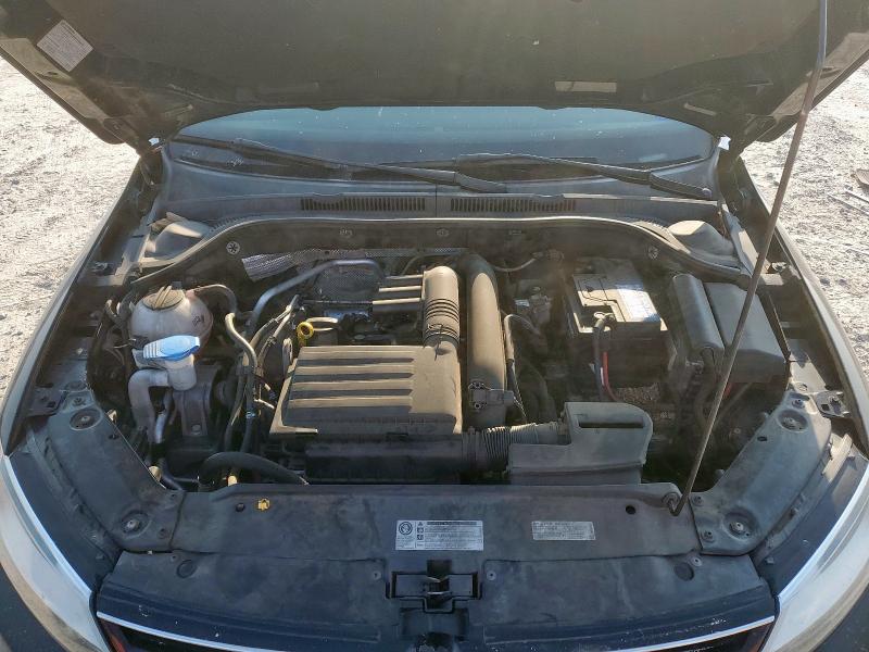 2016 VOLKSWAGEN JETTA SE 3VWD67AJ0GM312663