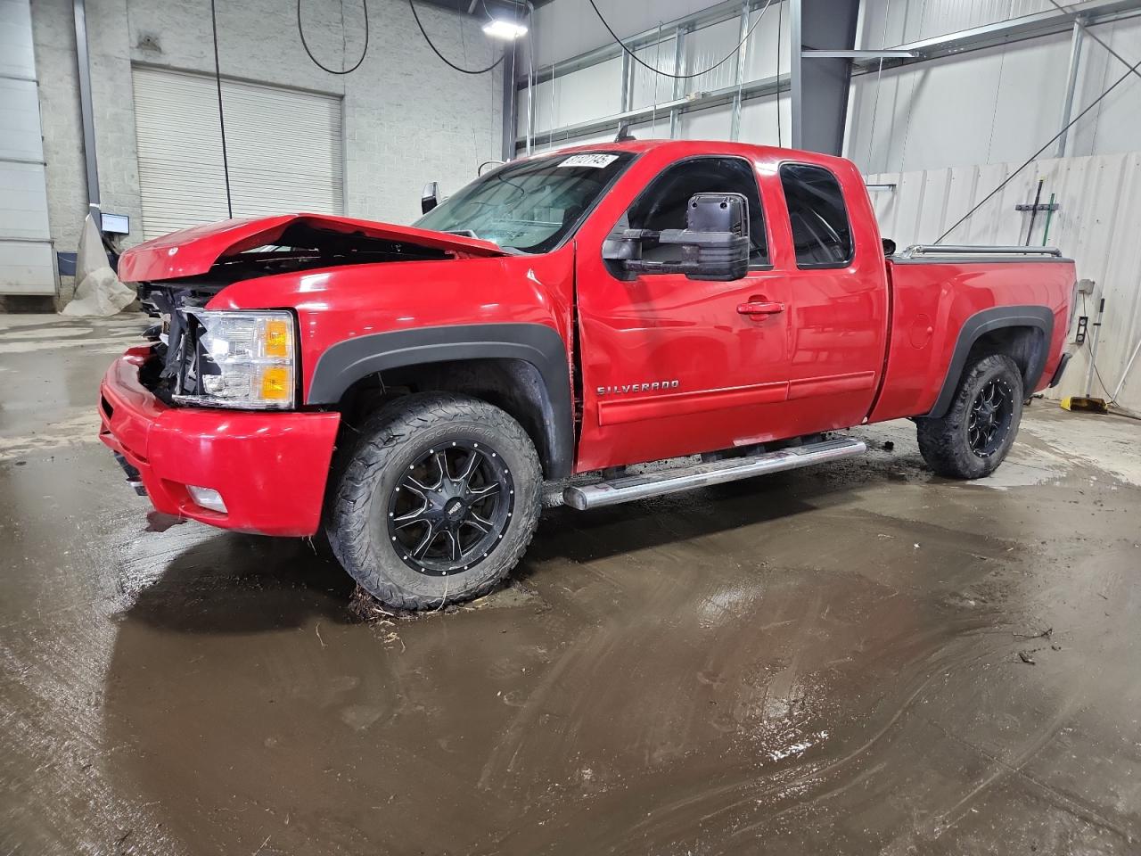 CHEVROLET SILVERADO K1500 LT