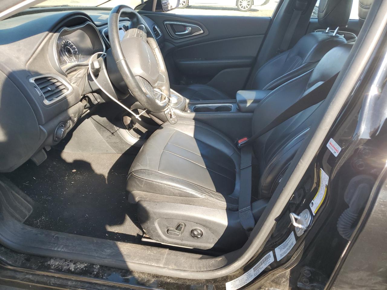 CHRYSLER 200 LIMITED