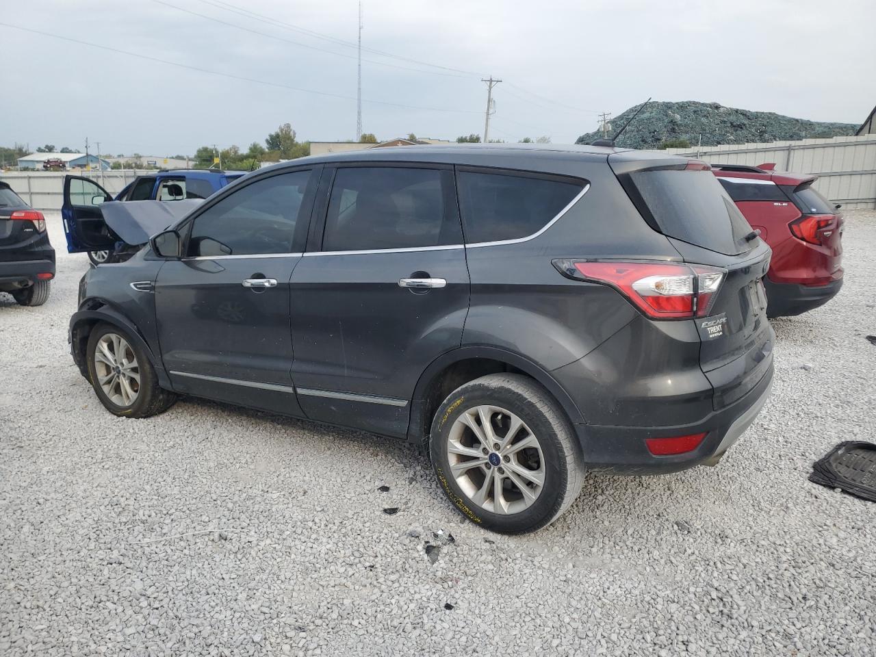 FORD ESCAPE SE