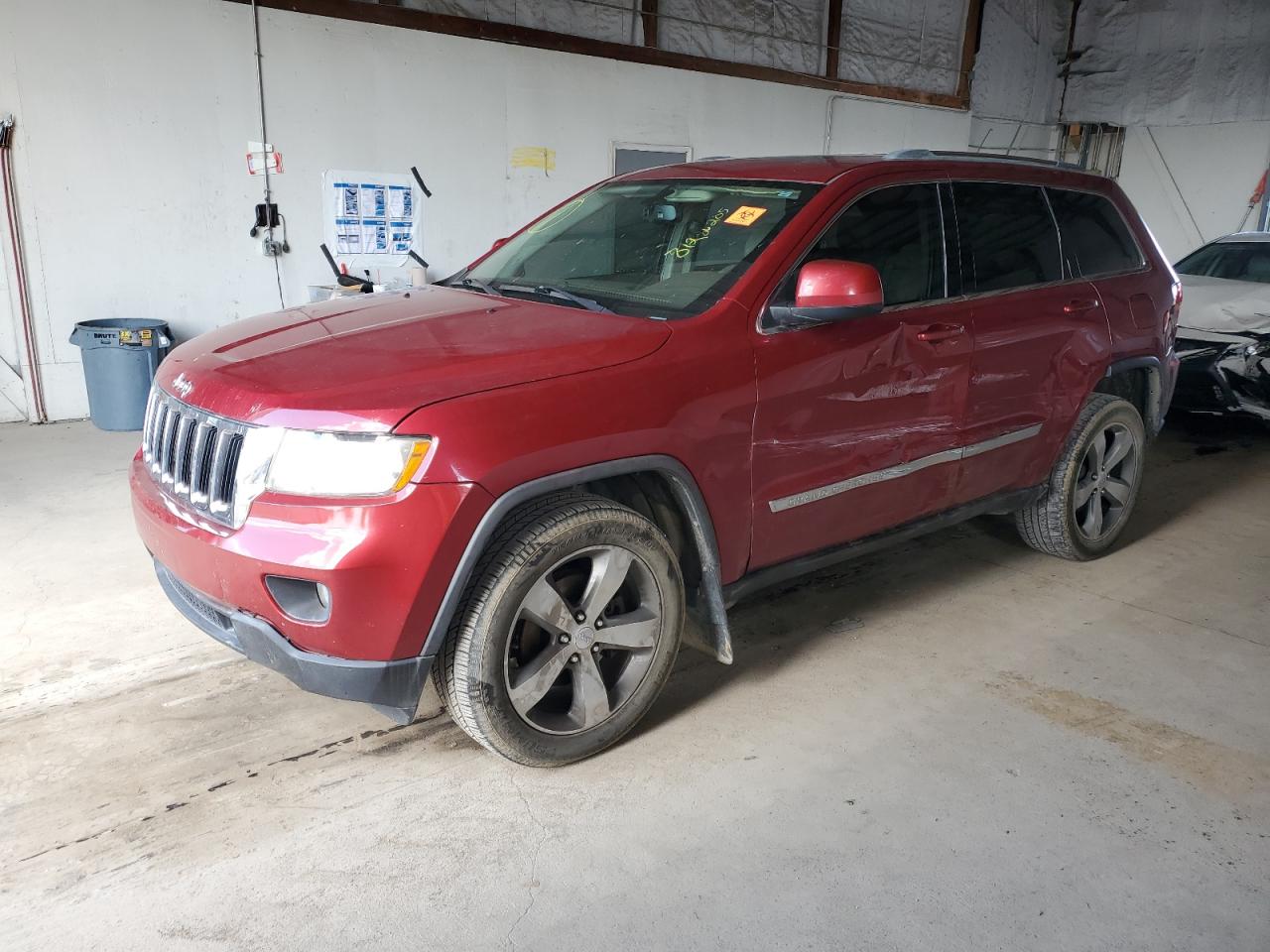 JEEP GRAND CHEROKEE LAREDO