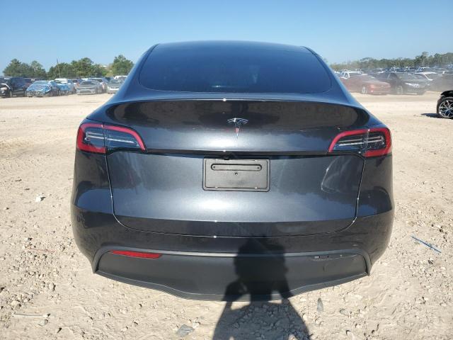 2025 TESLA MODEL Y 7SAYGDEDXSF240875