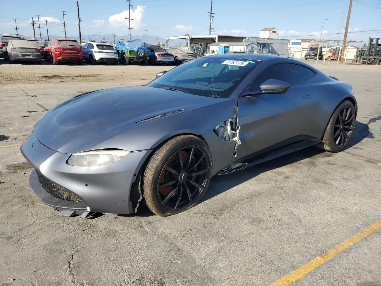 ASTON MARTIN VANTAGE