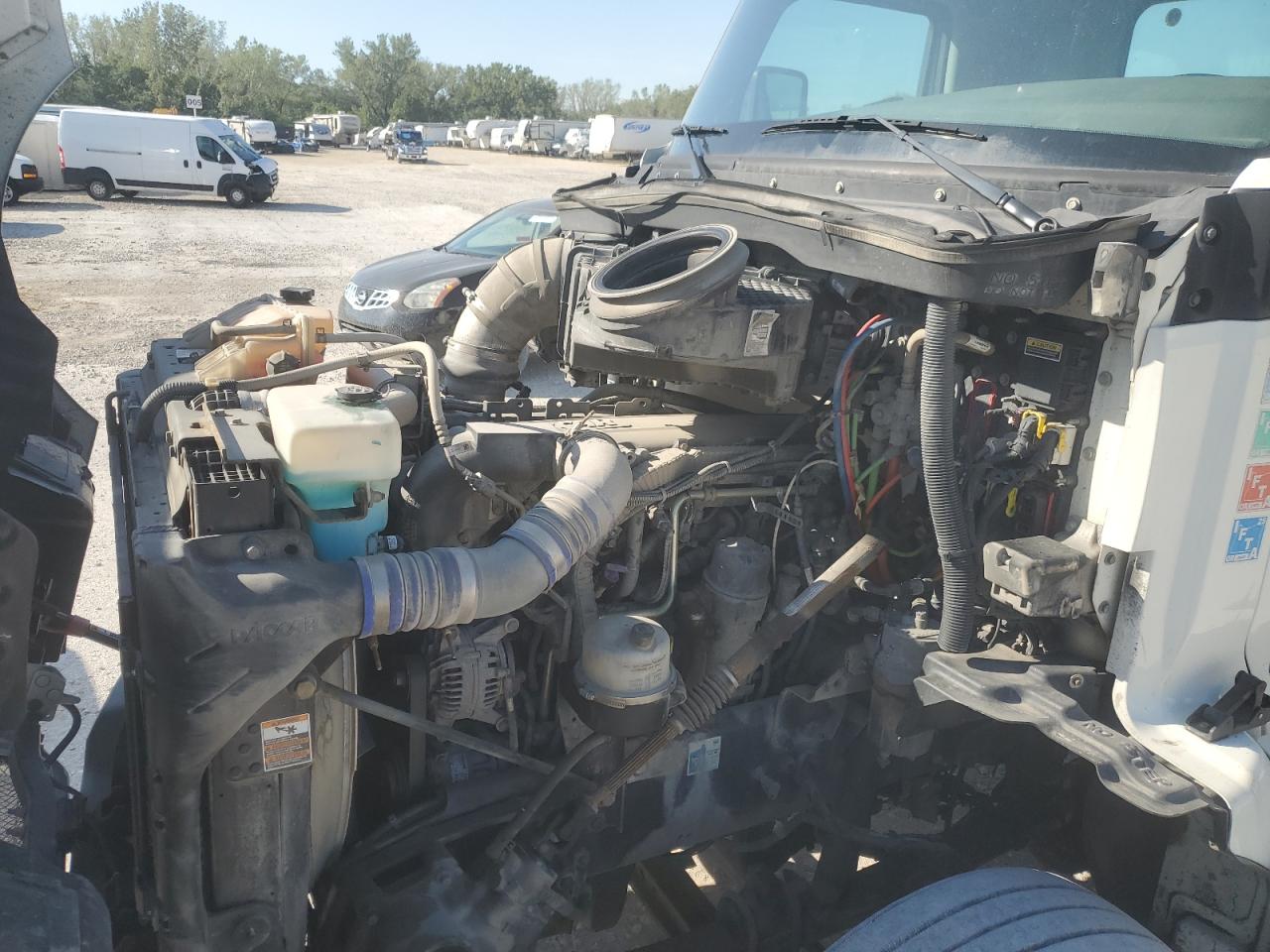 Lot #3265903115 2017 KENWORTH T680