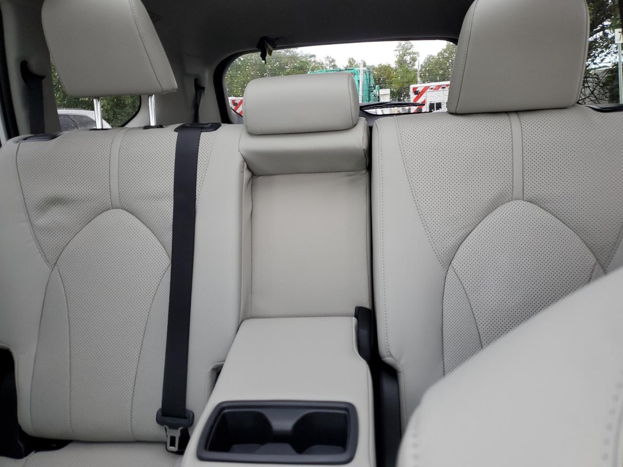 TOYOTA HIGHLANDER LE