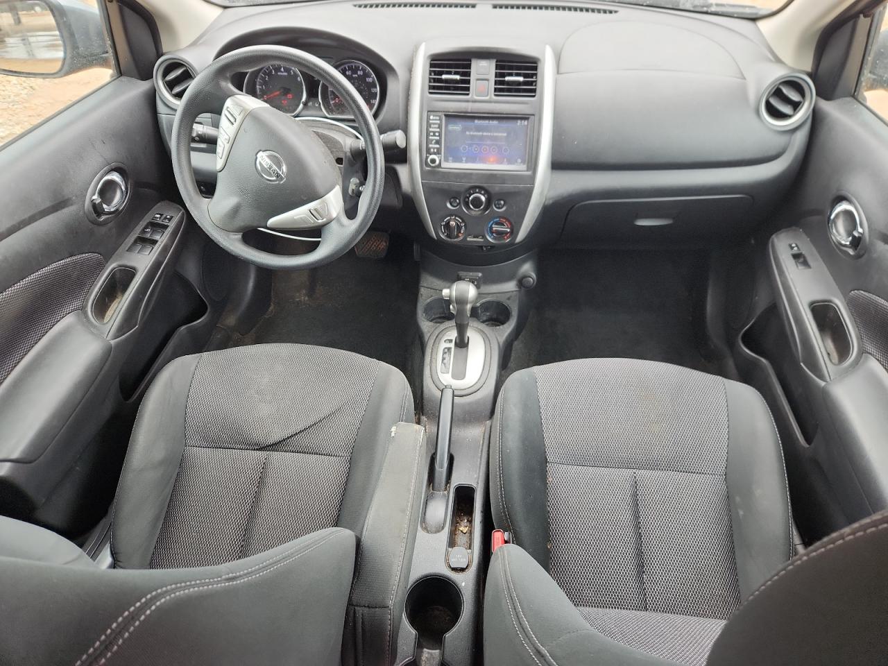 NISSAN VERSA S