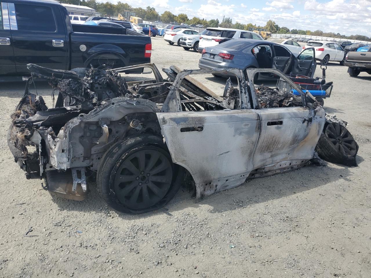 LAND ROVER RANGE ROVER R-DYNAMIC SE