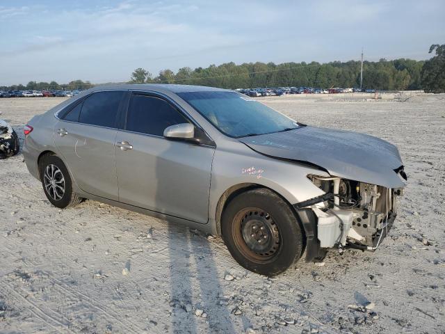 2016 TOYOTA CAMRY LE 4T1BF1FK5GU174621