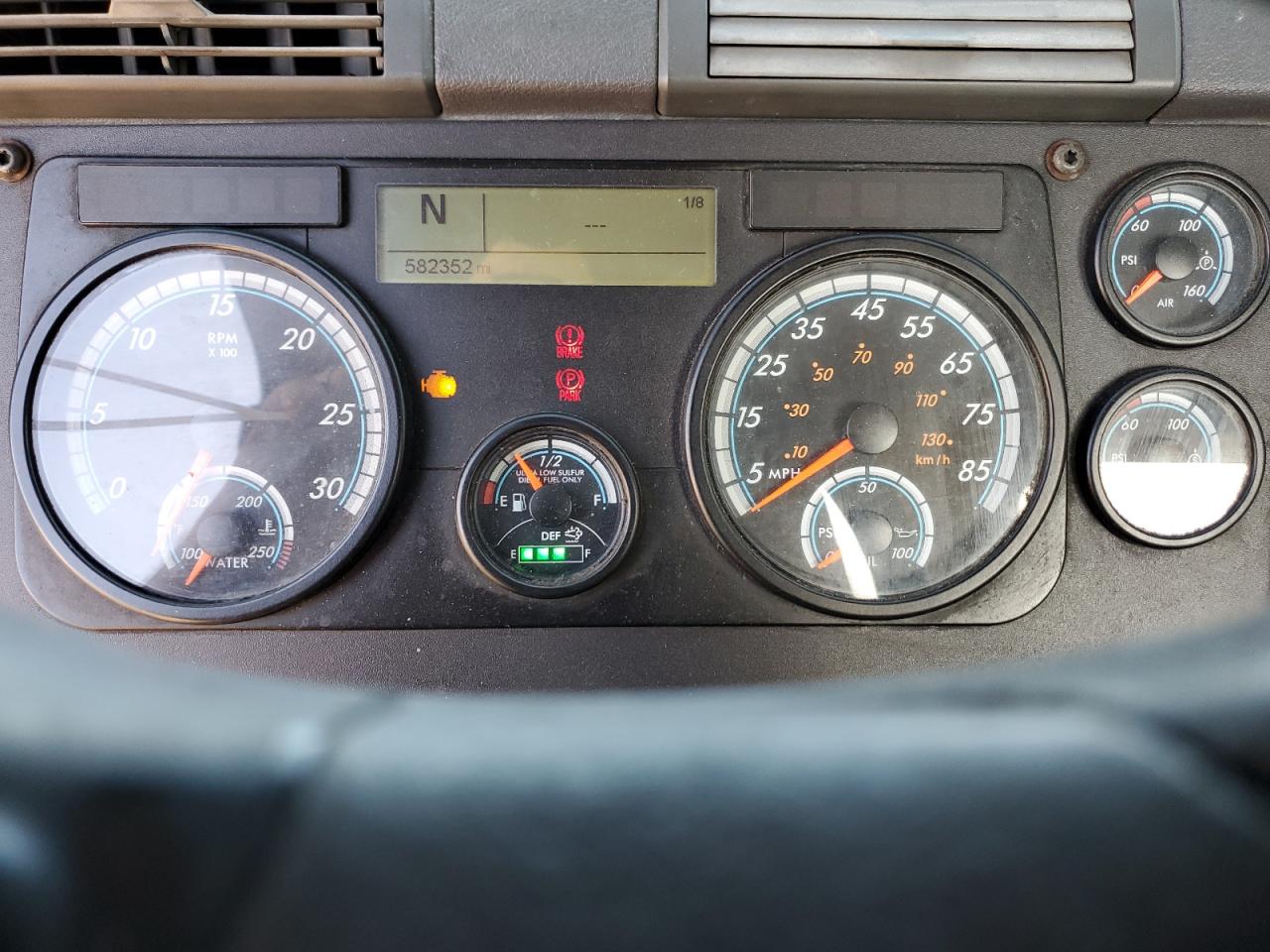 Lot #3281383042 2016 FREIGHTLINER CASCADIA 1