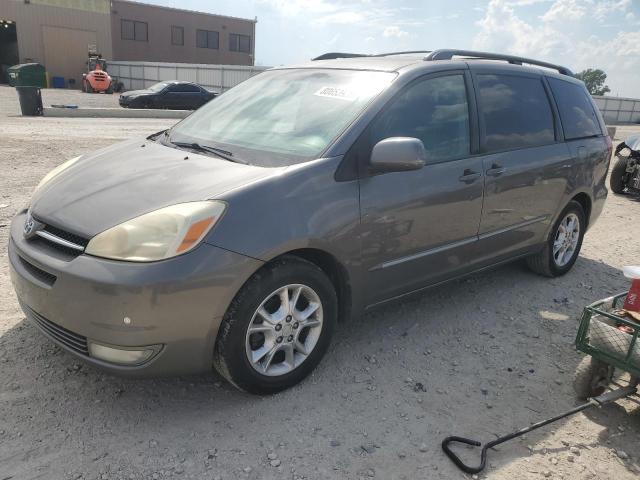 TOYOTA SIENNA XLE
