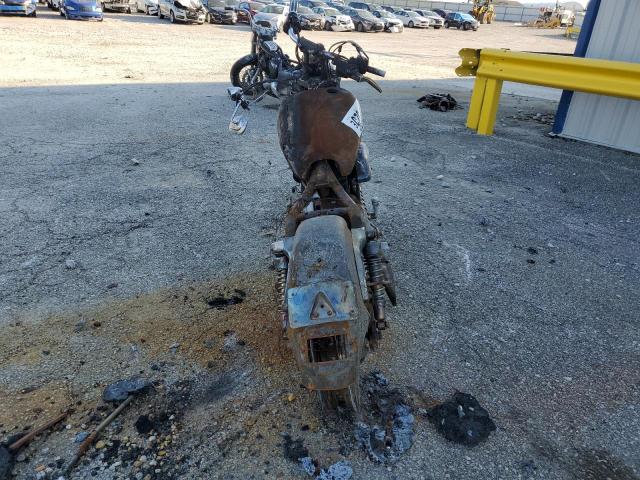 2002 HARLEY-DAVIDSON XL883 1HD4CAM142K134985