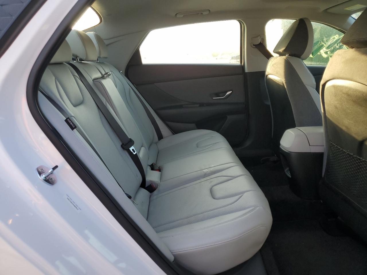 HYUNDAI ELANTRA LIMITED