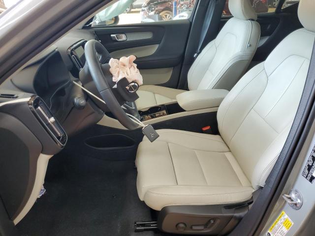 2024 VOLVO XC40 PLUS YV4L12UE9R2235135