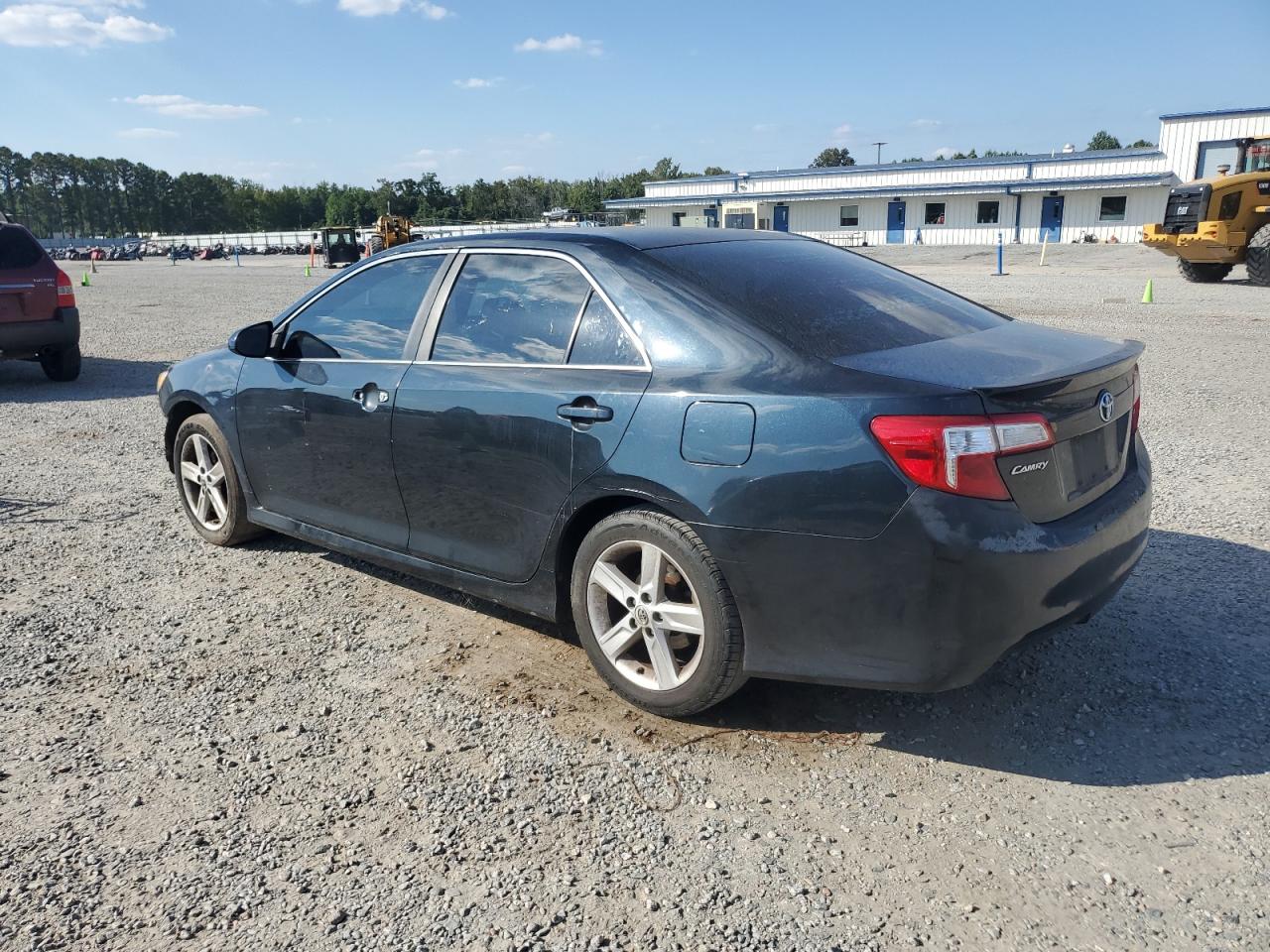 TOYOTA CAMRY L