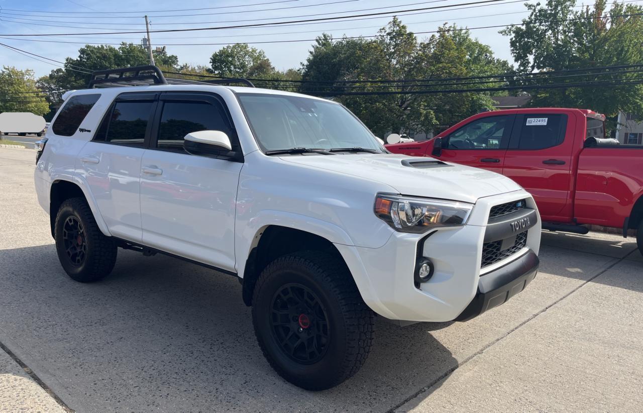 TOYOTA 4RUNNER VENTURE
