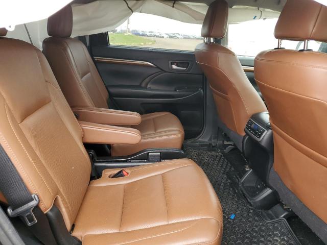 2018 TOYOTA HIGHLANDER 5TDDZRFH0JS859175