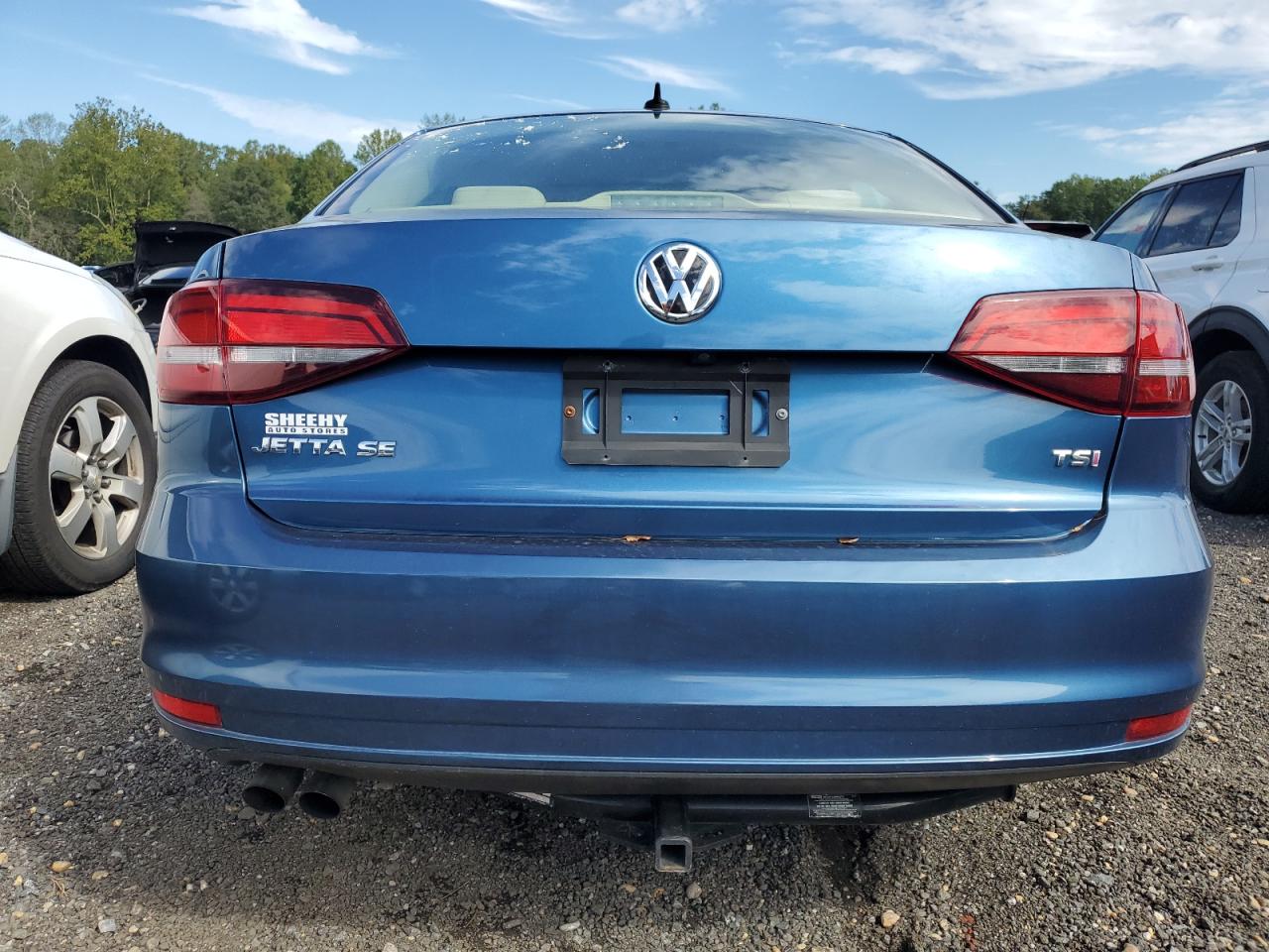 VOLKSWAGEN JETTA SE