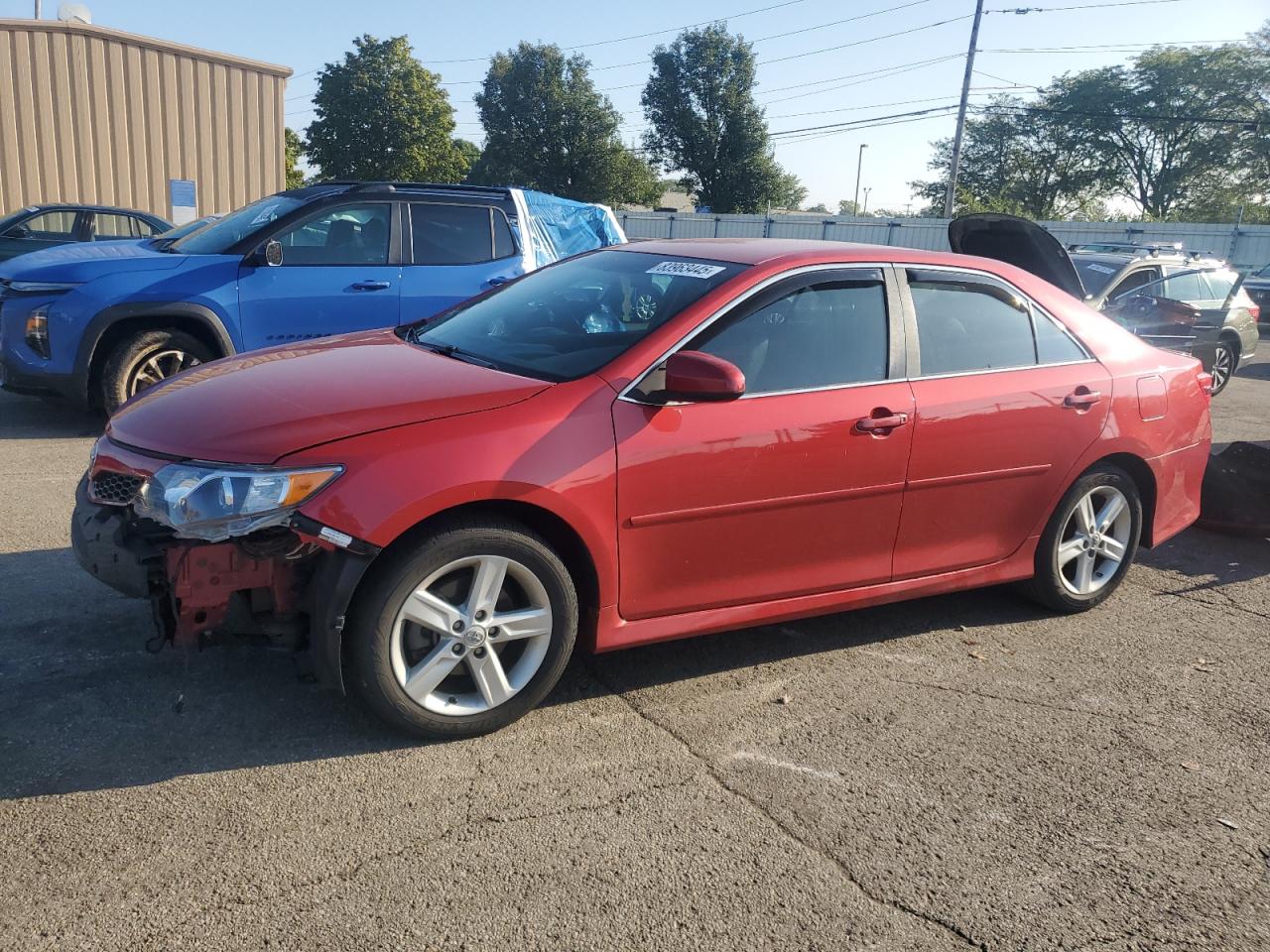 TOYOTA CAMRY BASE