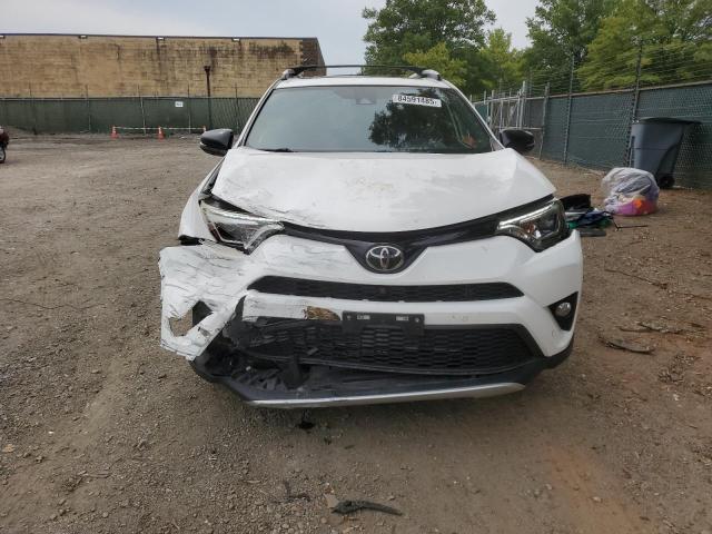 2016 TOYOTA RAV4 SE - JTMNFREV8GJ066622
