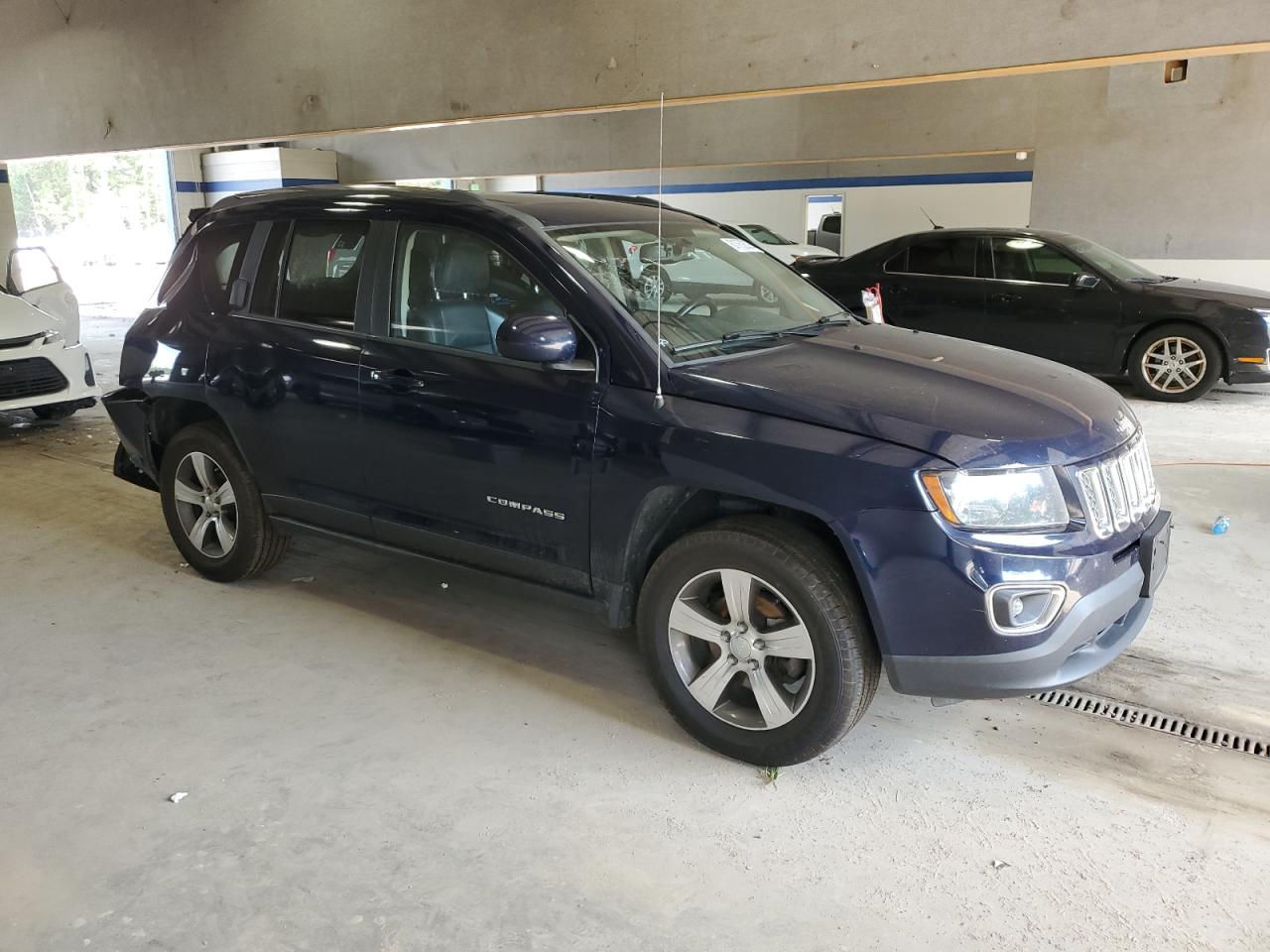 JEEP COMPASS LATITUDE