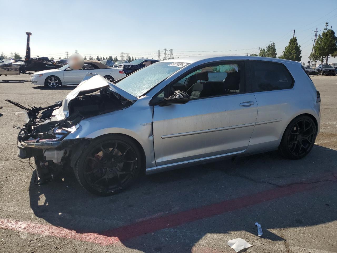 VOLKSWAGEN GOLF GTI S