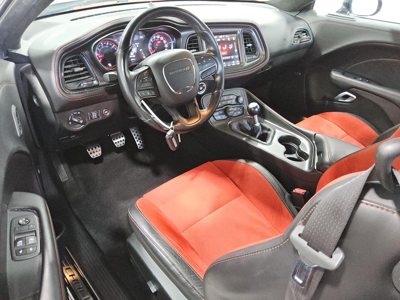 DODGE CHALLENGER R/T SCAT PACK