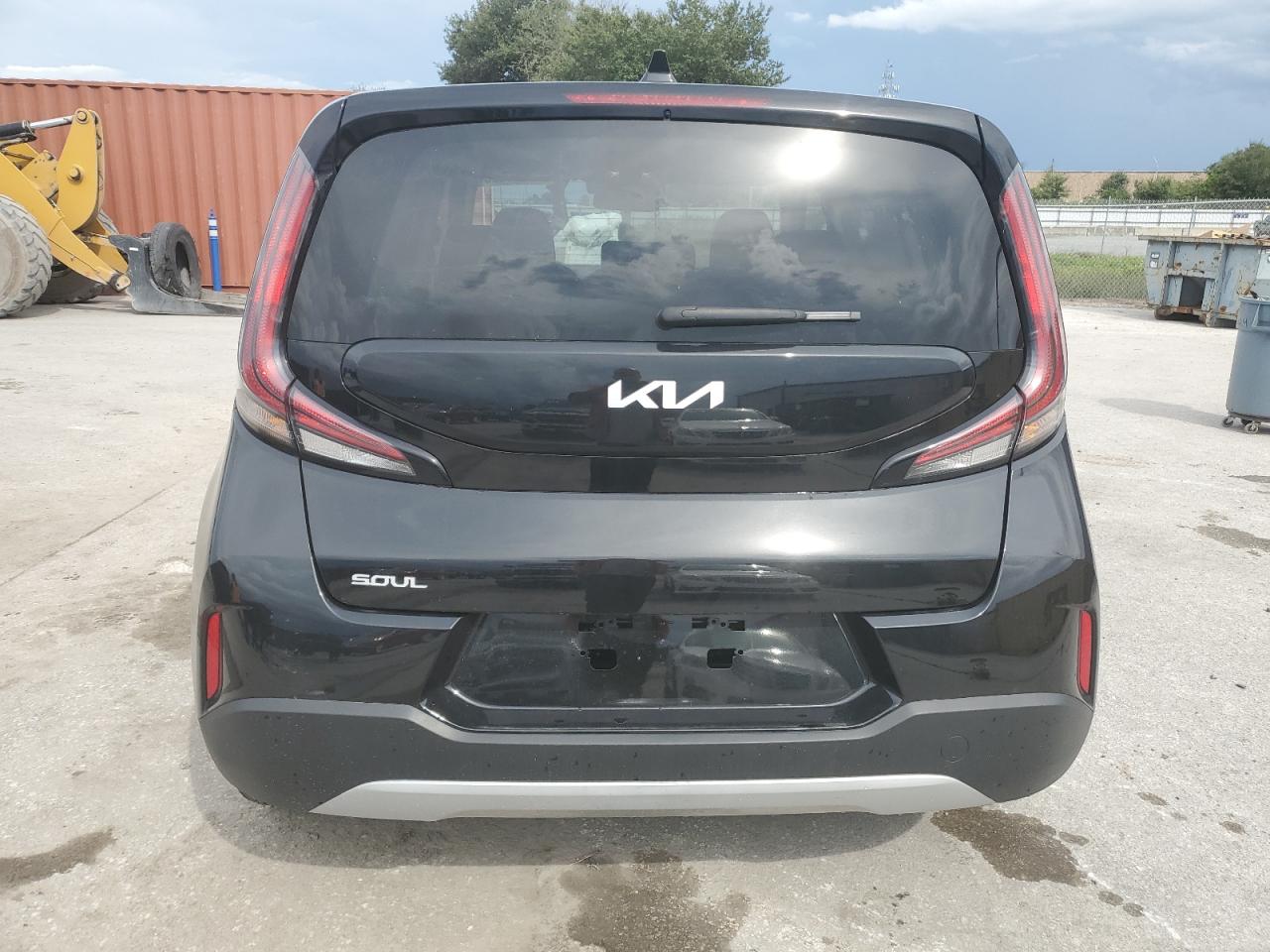 KIA SOUL LX