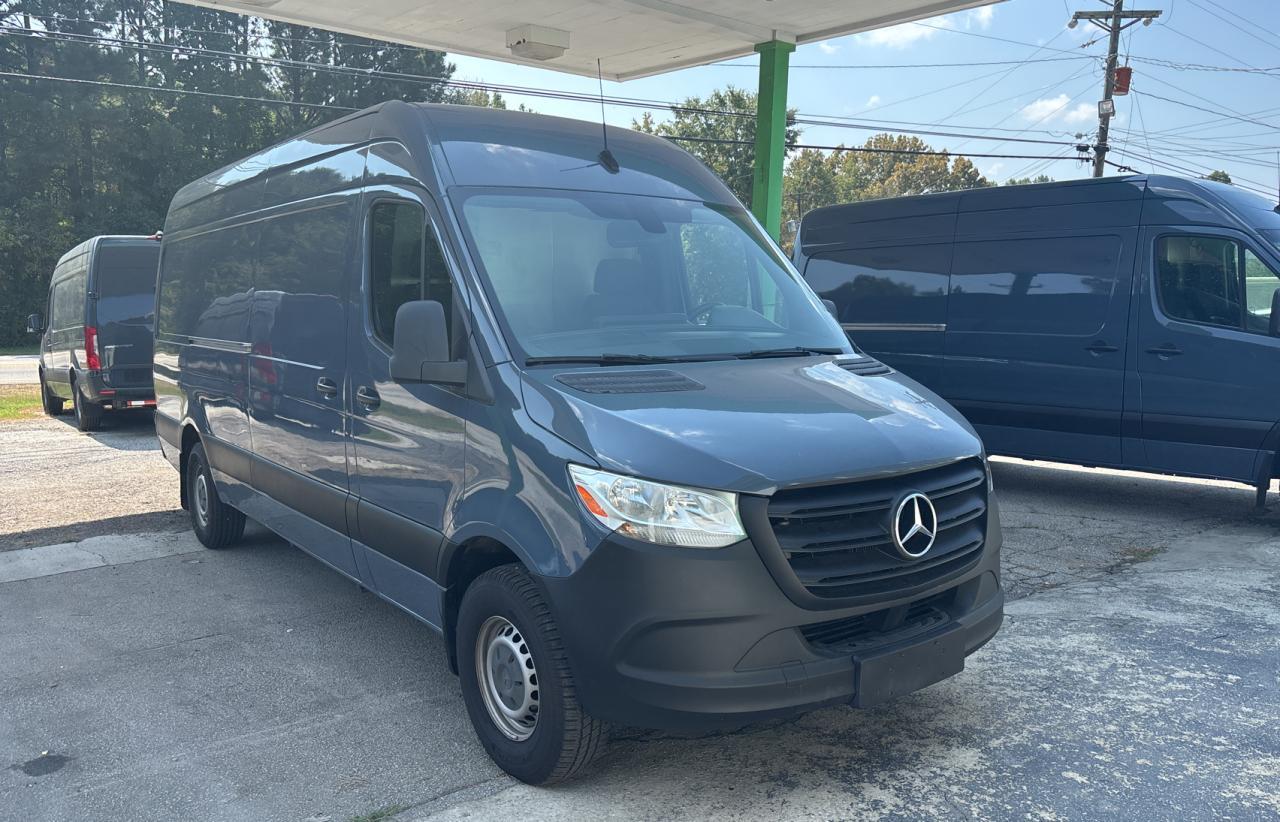 MERCEDES-BENZ SPRINTER 2500/3500