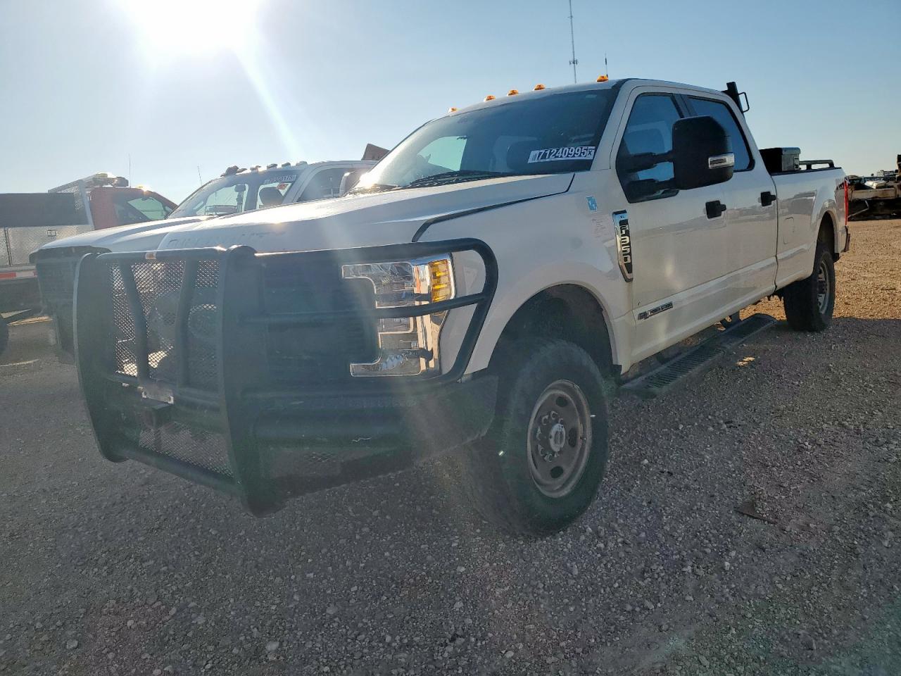 FORD F-350 SUPER DUTY