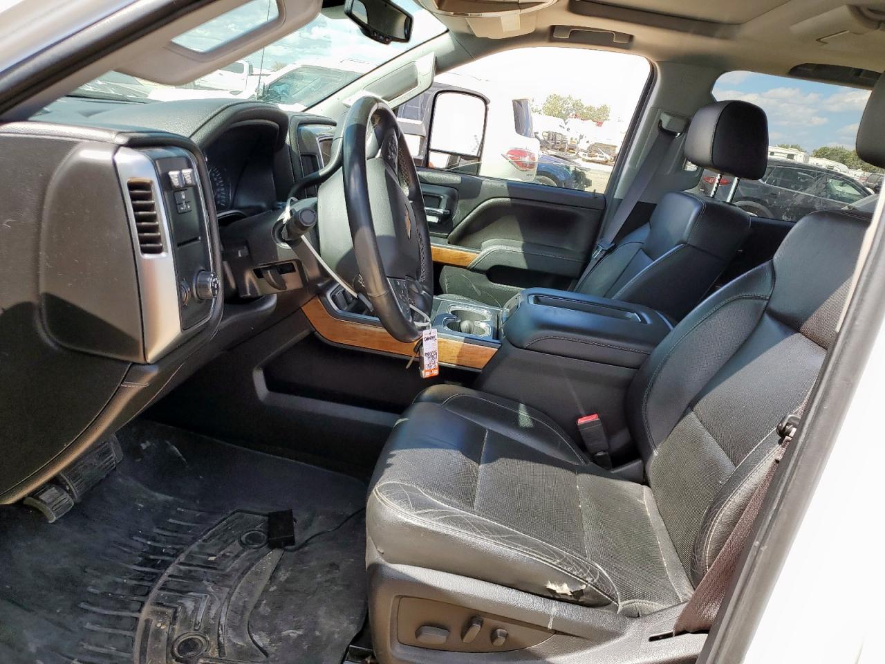 CHEVROLET SILVERADO C2500 HEAVY DUTY LTZ