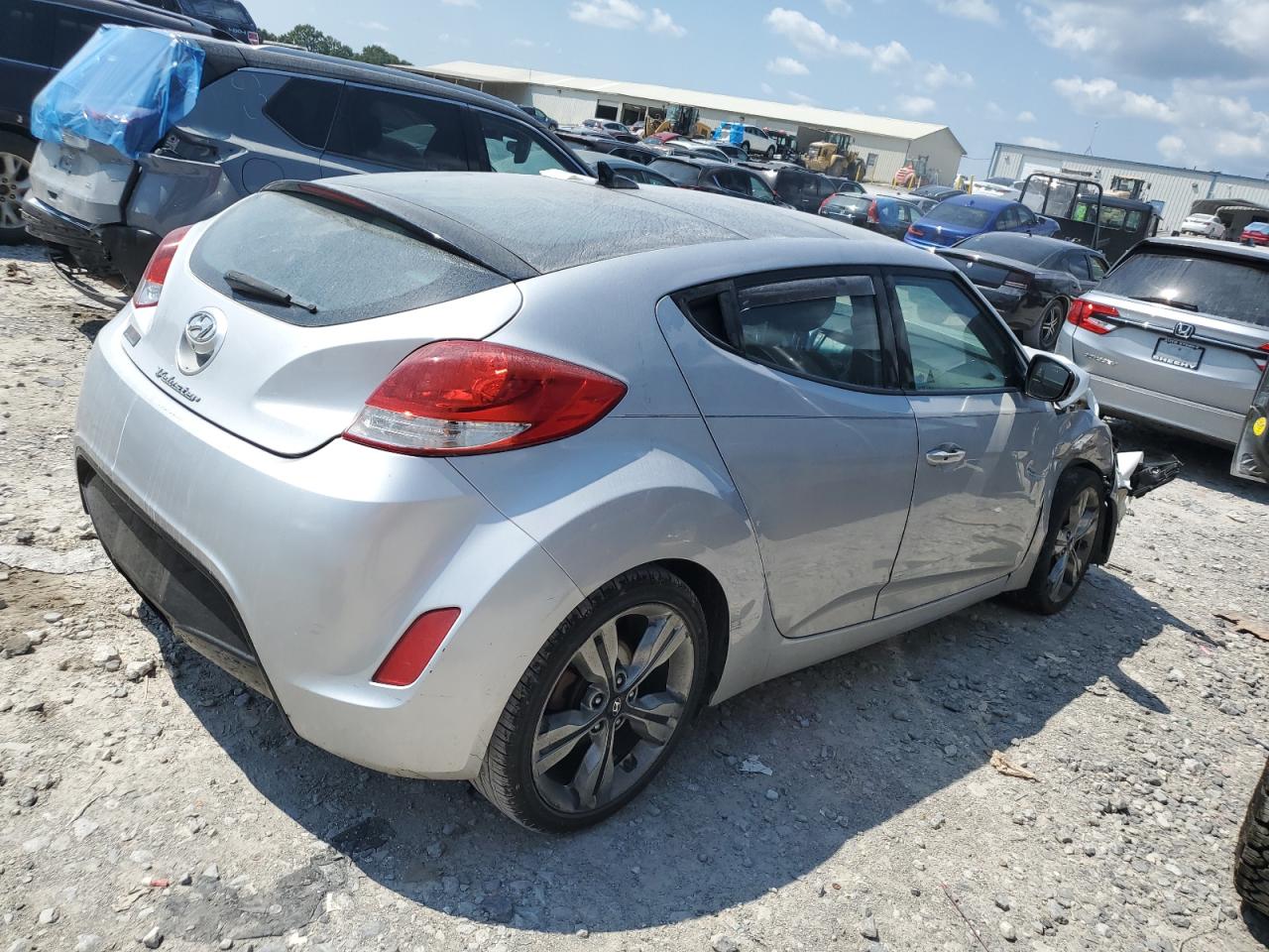 HYUNDAI VELOSTER