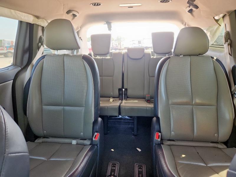 2017 KIA SEDONA EX KNDMC5C11H6255680