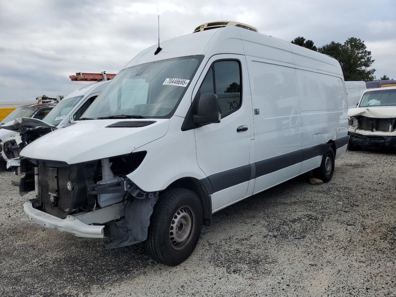 MERCEDES-BENZ SPRINTER 2500