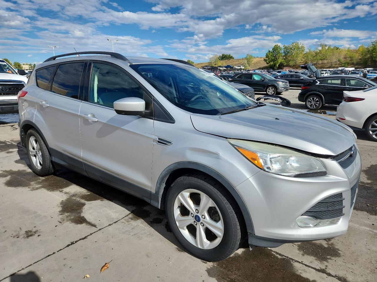 FORD ESCAPE SE