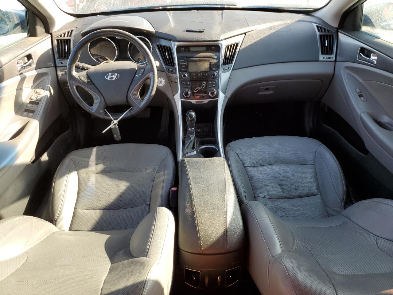 HYUNDAI SONATA HYBRID