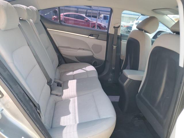 2018 HYUNDAI ELANTRA SE KMHD74LF3JU611067