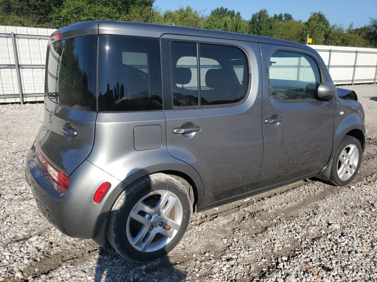 NISSAN CUBE BASE
