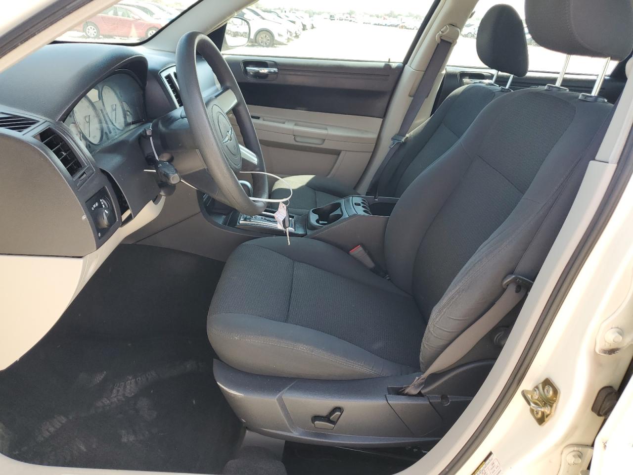 Lot #3280362979 2005 CHRYSLER 300