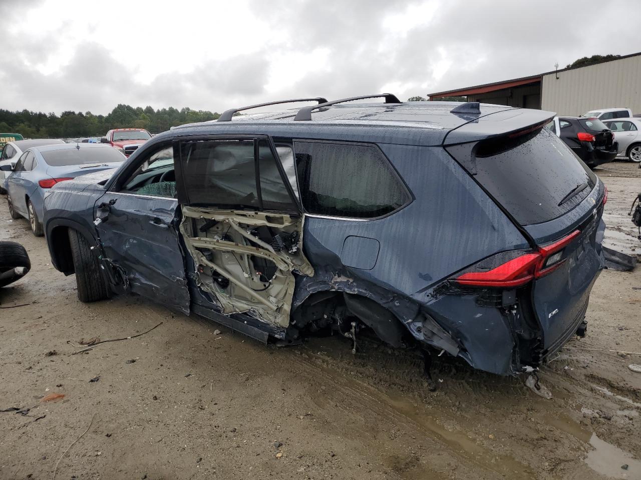 TOYOTA HIGHLANDER XLE