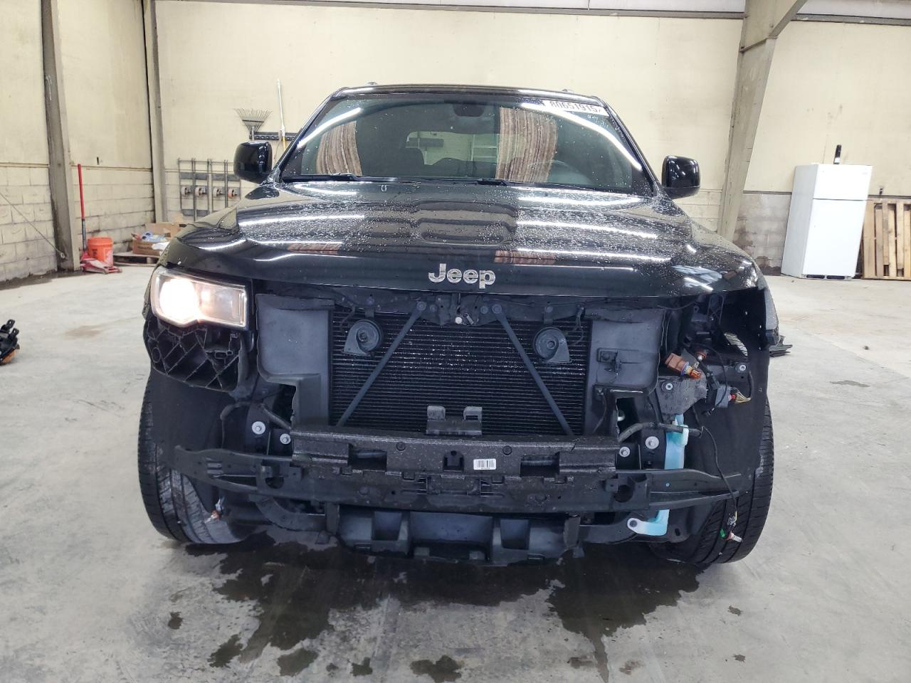 JEEP GRAND CHEROKEE LAREDO