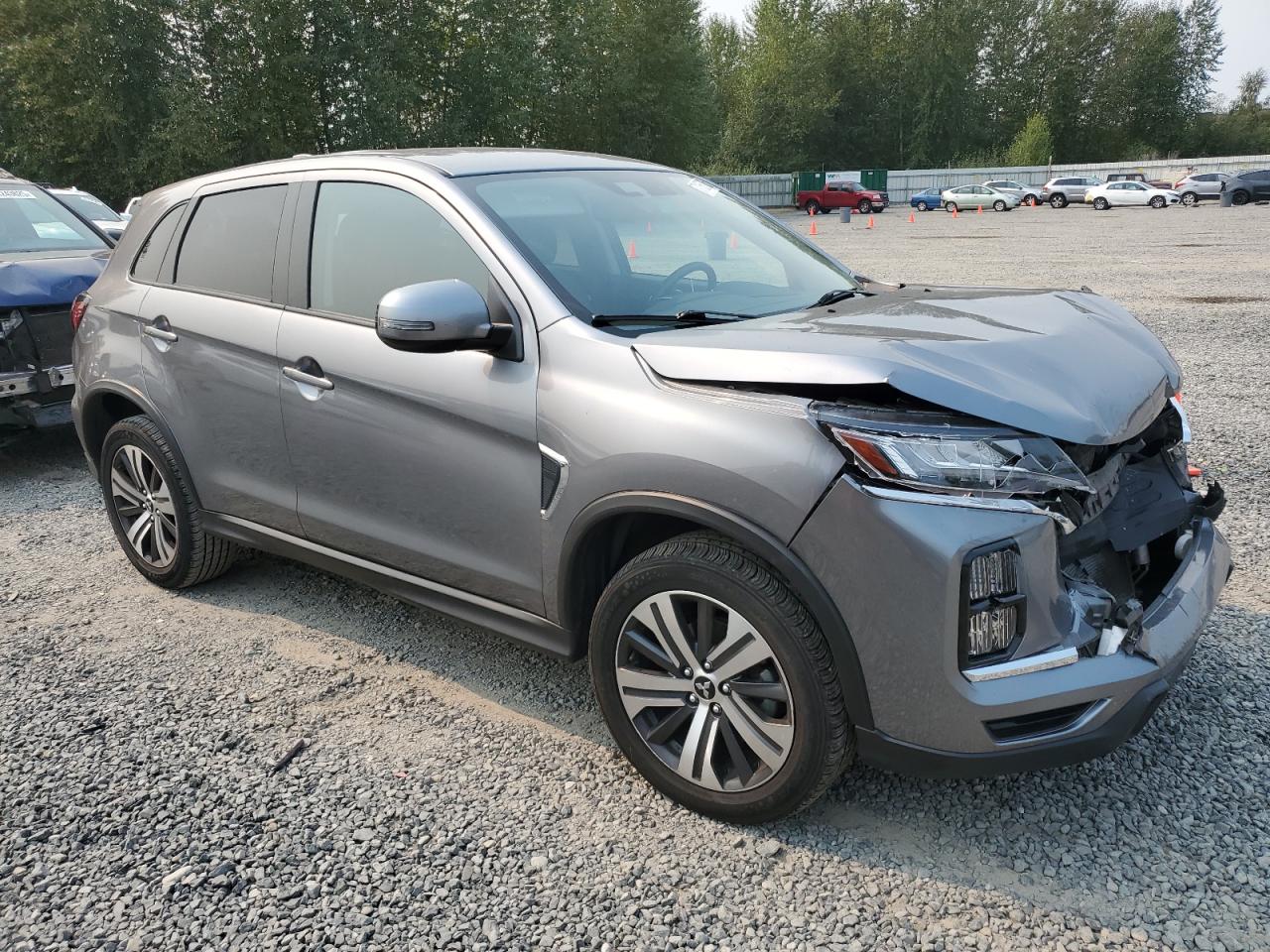 MITSUBISHI OUTLANDER ES