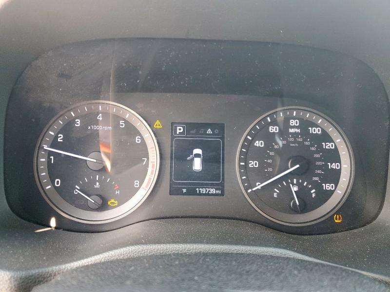 2018 HYUNDAI TUCSON SE KM8J23A47JU810328