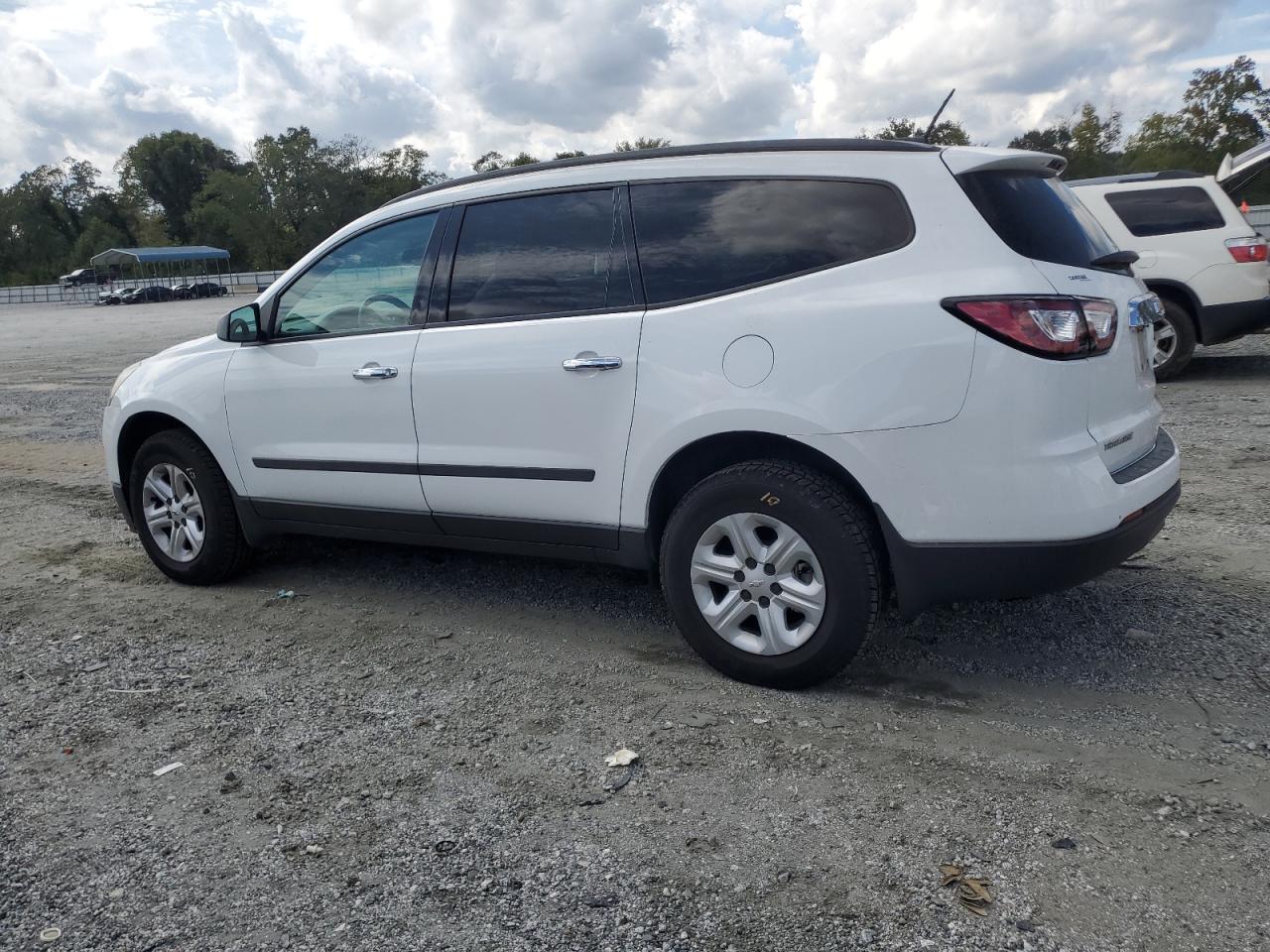 CHEVROLET TRAVERSE LS