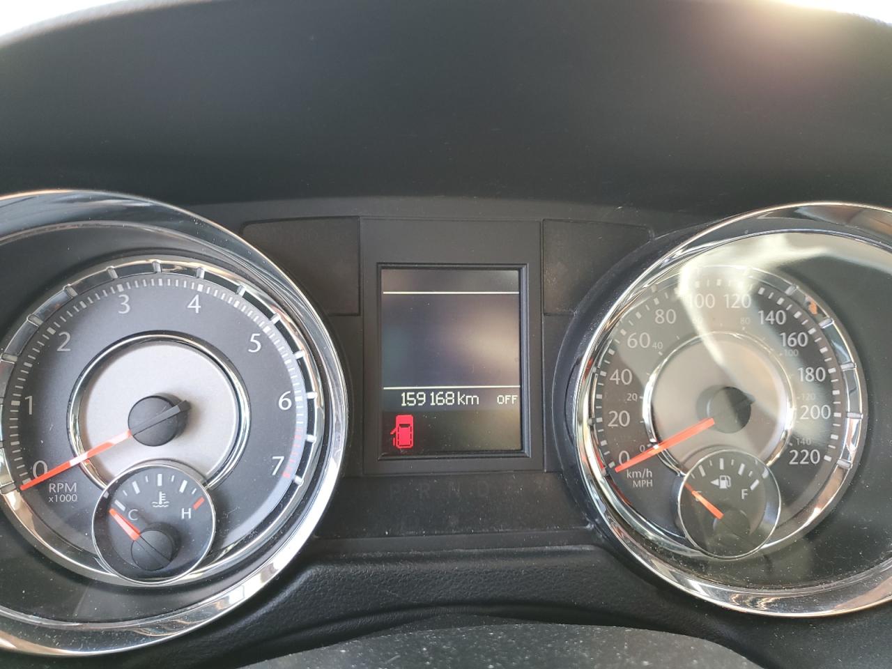 CHRYSLER TOWN & COUNTRY TOURING L