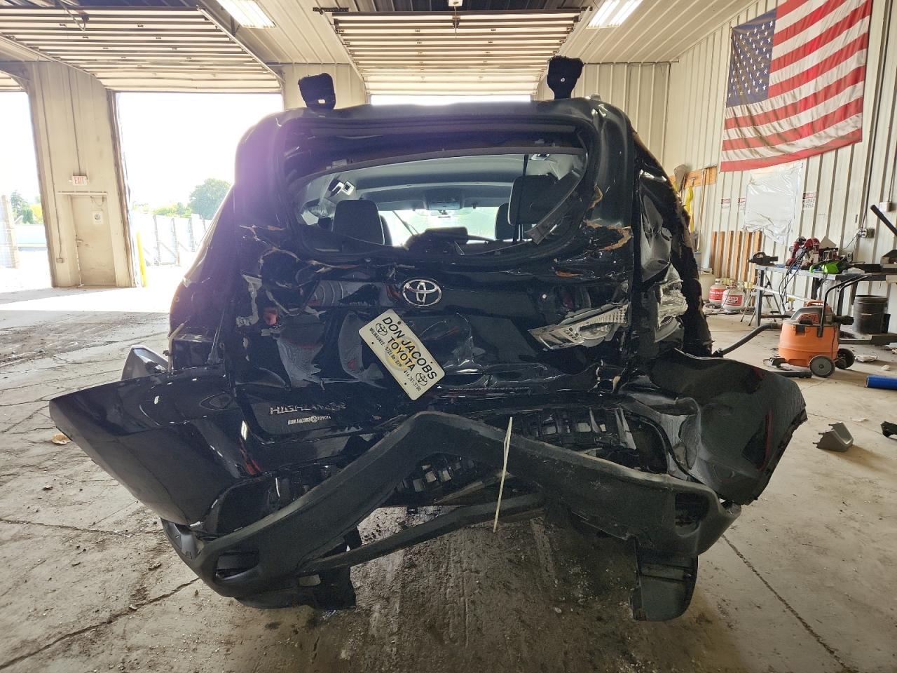 TOYOTA HIGHLANDER LE